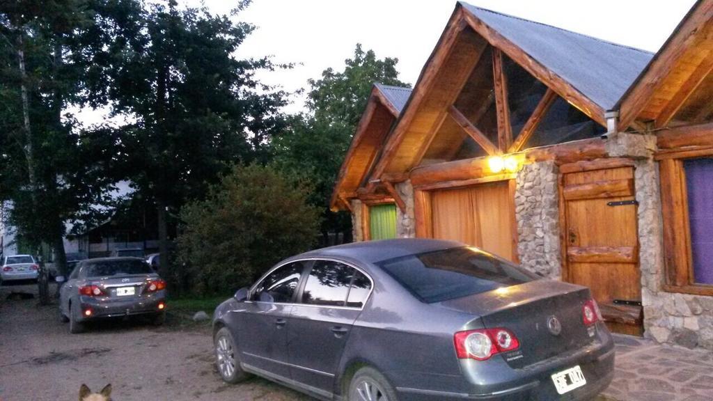 Хостел Cabanas Pehuenia Эль-Больсон Экстерьер фото